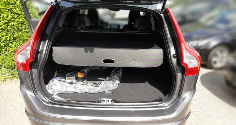 Volvo XC 60 cena 78900 przebieg: 122118, rok produkcji 2017 z Olsztyn małe 562